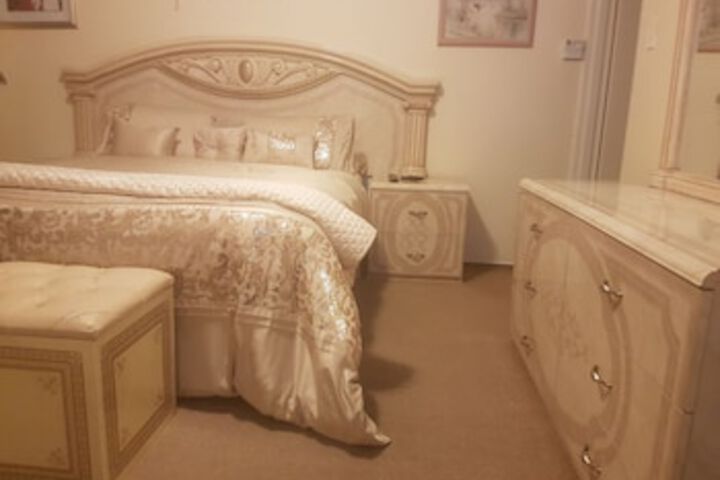 The Royal Princess Garden - Honeydew - thumb 0