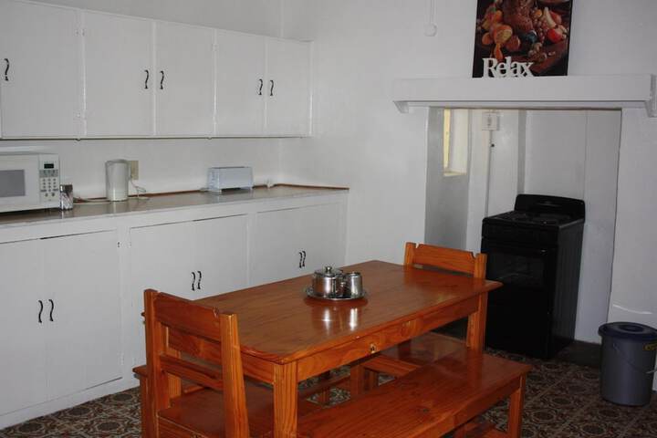 Karoopark Guest House - thumb 1