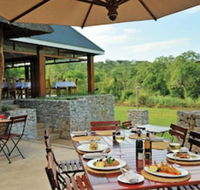 Hippo Hollow Country Estate - Accommodation Africa