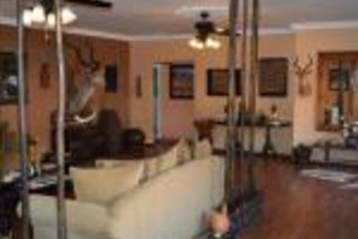Africa Regent Guest House - thumb 0