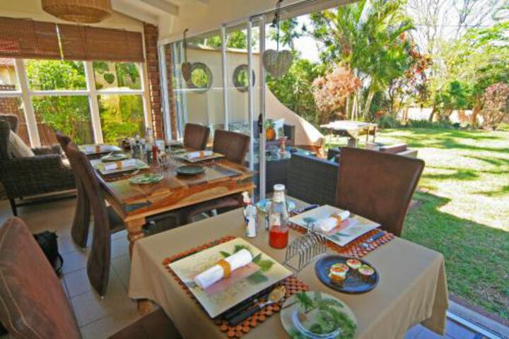 La Loggia On Broadwood - thumb 5