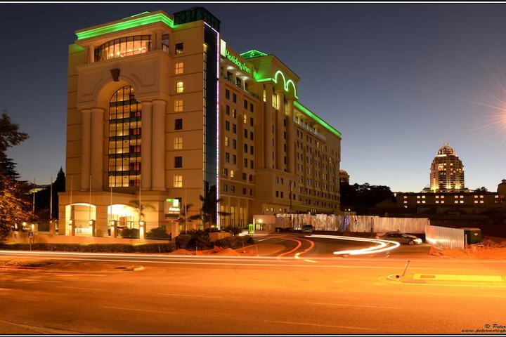 Holiday Inn Sandton, Rivonia Road, An IHG Hotel - thumb 6