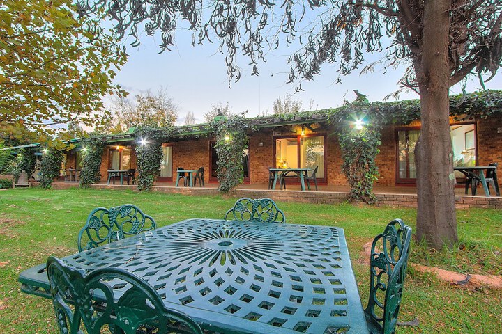 Airport Game Lodge - thumb 3