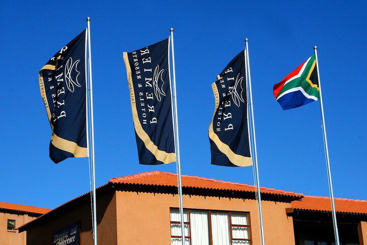 Premier Splendid Inn Port Edward - thumb 2