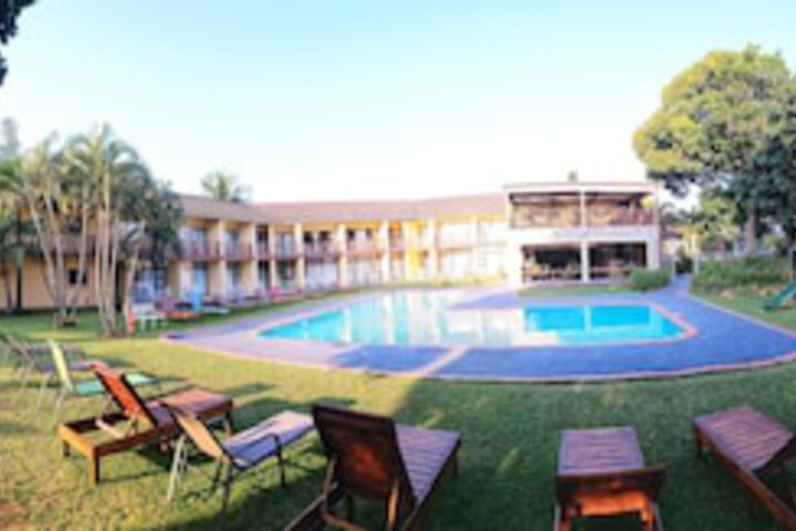 Elephant Lake Hotel - thumb 0