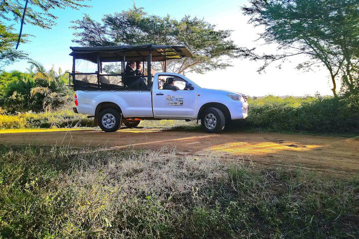 Elephant Lake Hotel - thumb 2