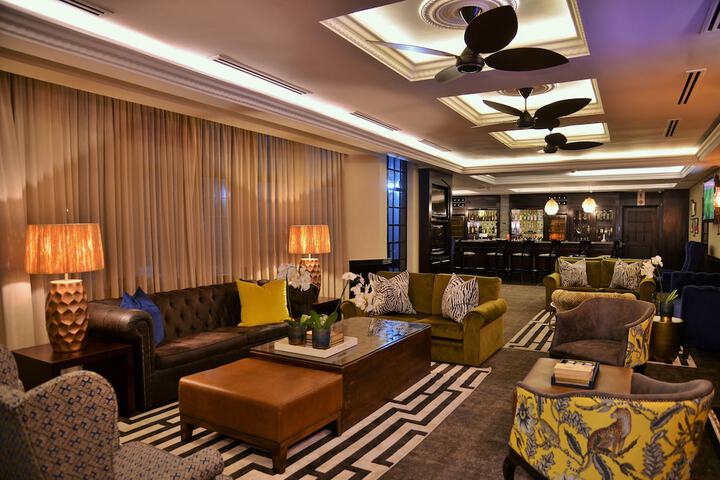 ANEW Hotel Hilton - thumb 7