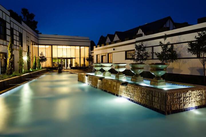 ANEW Hotel Hilton - thumb 3