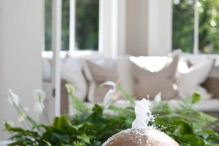 Banksia Boutique - thumb 1
