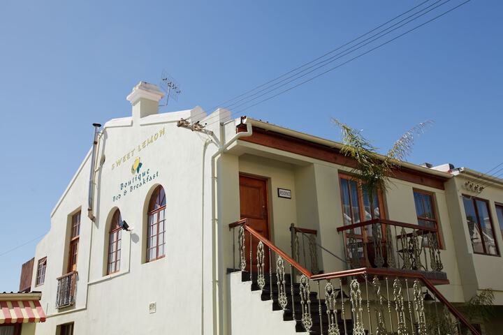 Sweet Lemon Boutique Bed & Breakfast - thumb 3