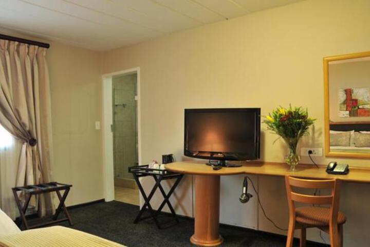Protea Hotel By Marriott Midrand Samrand - thumb 1