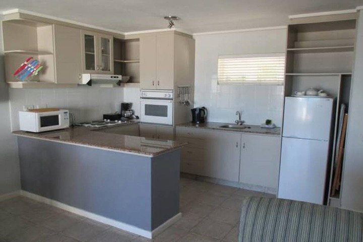 Place On The Bay Self-Catering - thumb 2