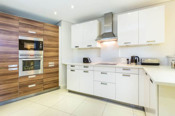 Lawhill Luxury Apartments - thumb 2