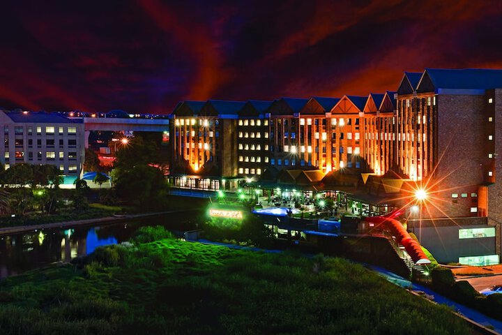 The Centurion Hotel - thumb 1