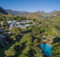 Cathedral Peak Hotel - Accommodation Africa