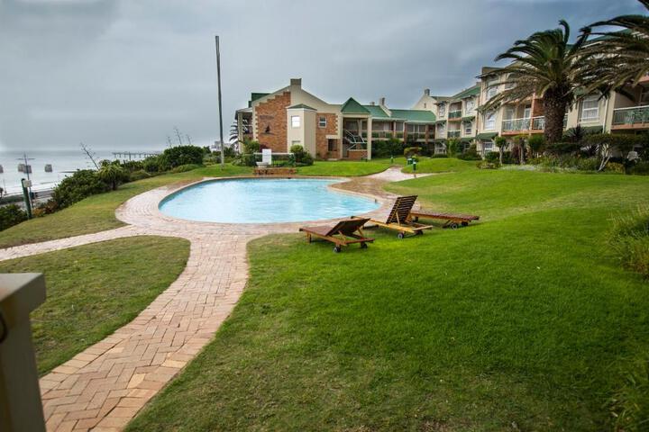 Brookes Hill Suites - thumb 3