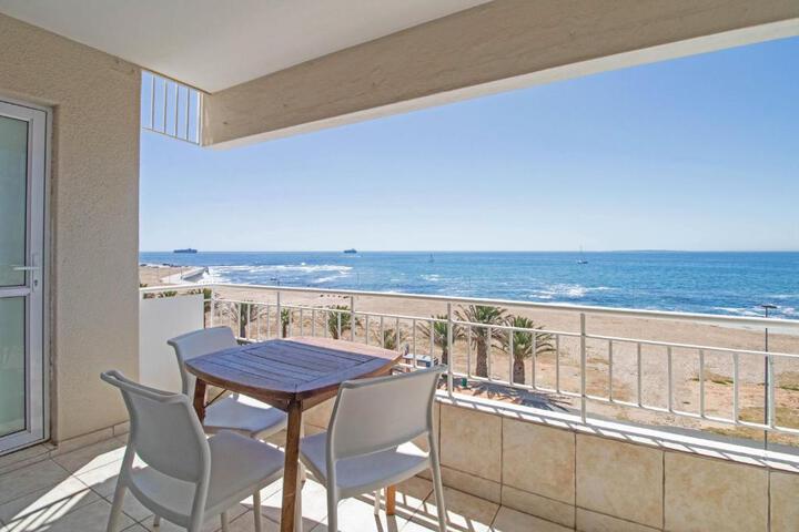 Mouille Point Village - thumb 2