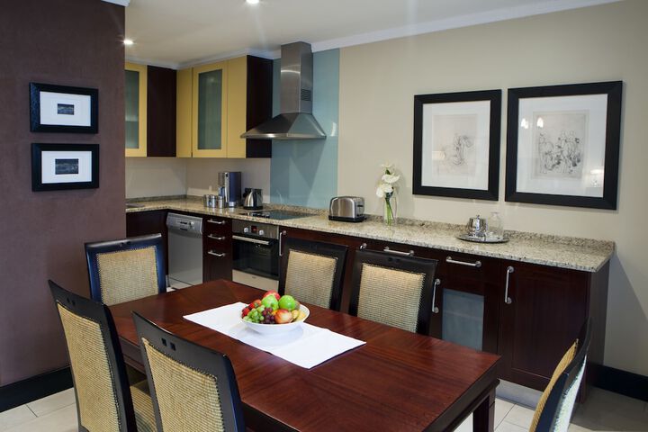 Raphael Penthouse Suites - thumb 2