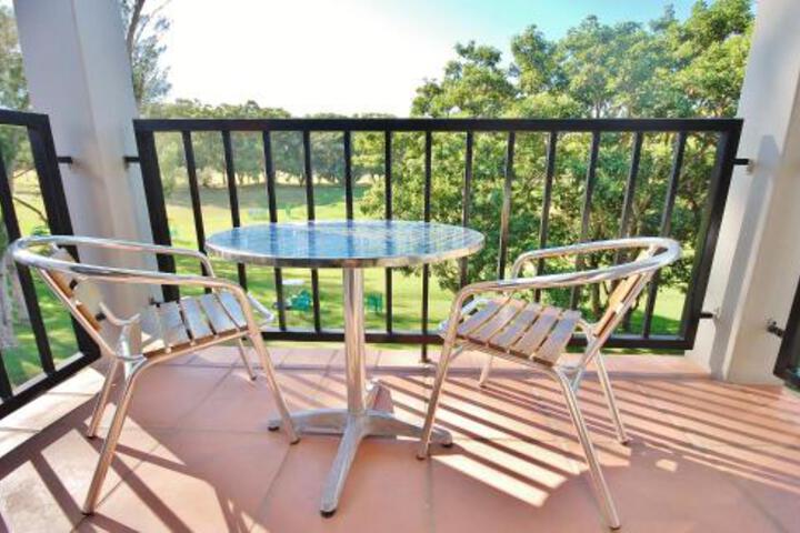 Fourteenth Green Guest Lodge - thumb 4