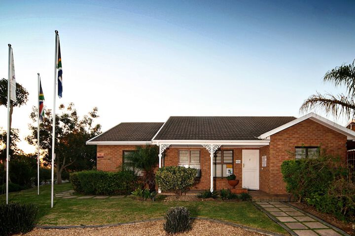 De Keurboom Guesthouse - thumb 6