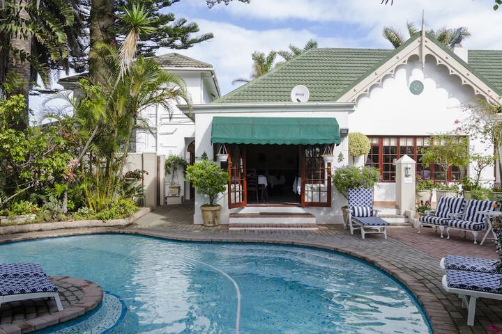 Brighton Lodge - thumb 4