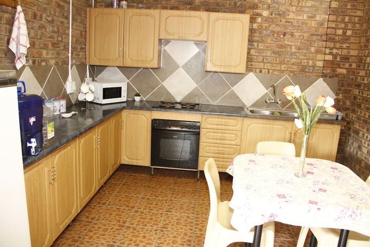 Kalahari Guest House - thumb 6