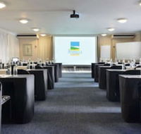 Peninsula All-Suite Hotel - Accommodation Africa