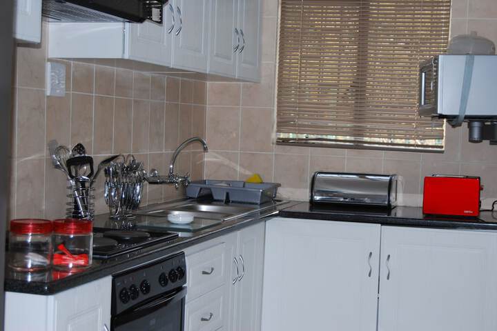 Sunward Park Guesthouse - thumb 4
