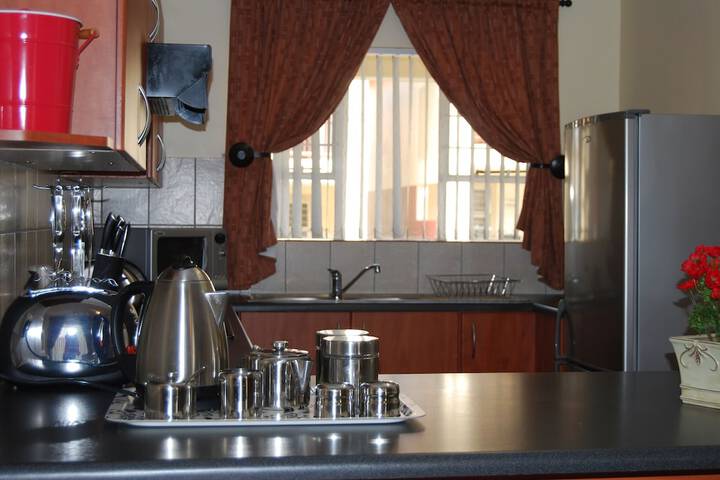 Sunward Park Guesthouse - thumb 2