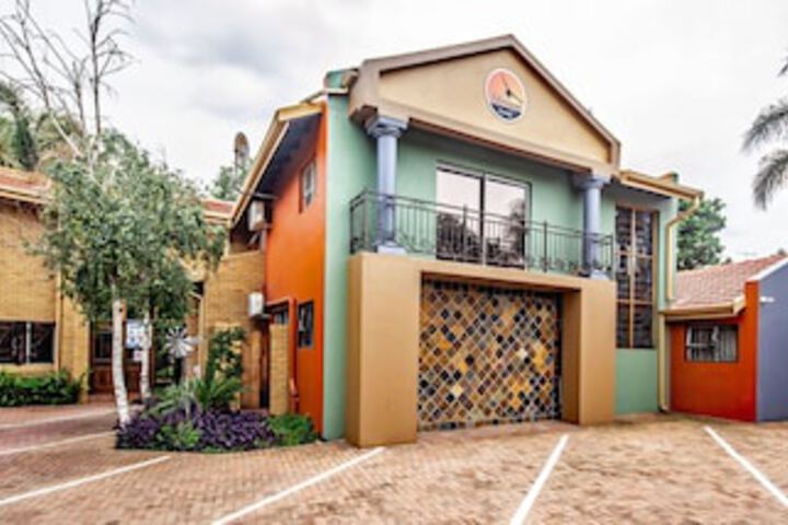 Sunward Park Guesthouse - thumb 0