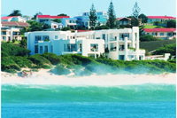 Diaz 15 House on the Bay