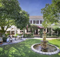 Vineyard Hotel - Accommodation Africa