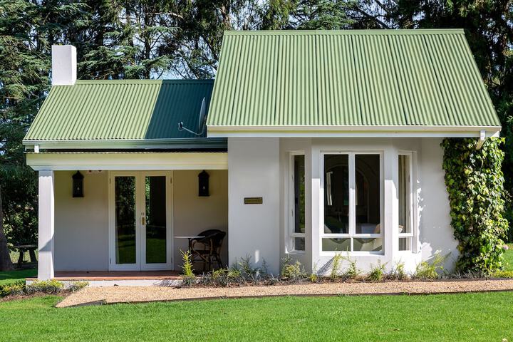 Hartford House - thumb 3