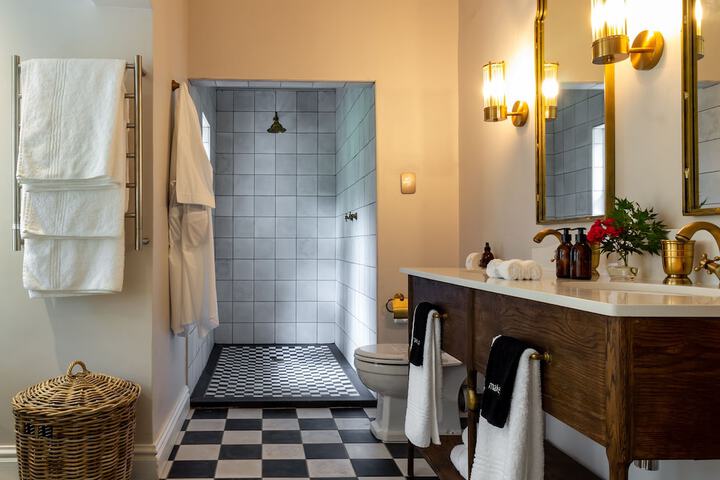 Hartford House - thumb 7