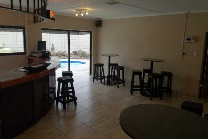 Skylight Lodge - thumb 1