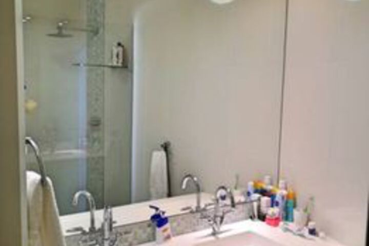 2 Bedroom Apartment In Vredehoek Towers - thumb 7