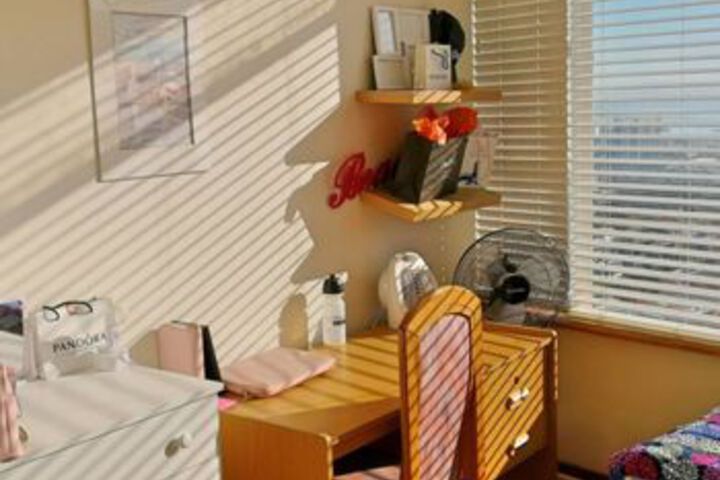 2 Bedroom Apartment In Vredehoek Towers - thumb 4