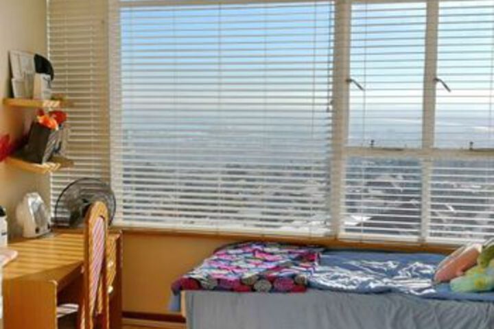 2 Bedroom Apartment In Vredehoek Towers - thumb 0