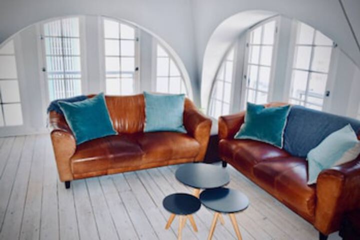 2 Bedroom Designer Apartment In Cape Town City Centre - thumb 0