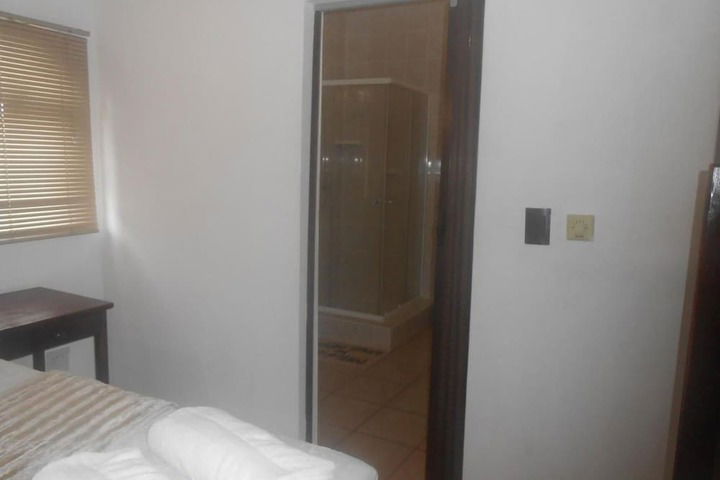 Natal Mahogany - thumb 5