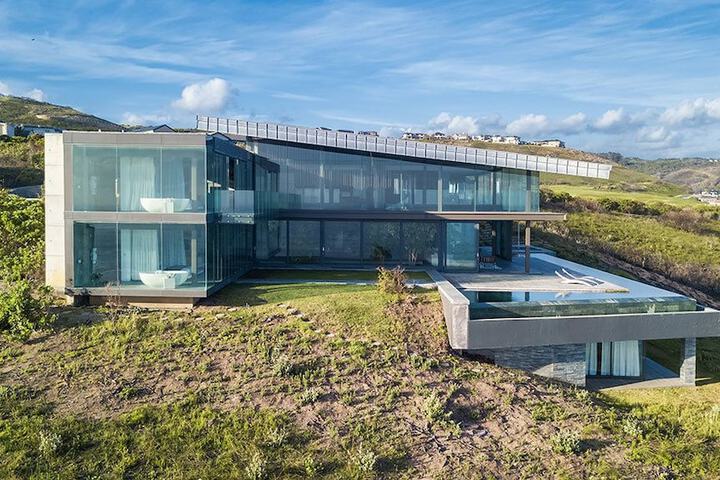 3 The Cove - thumb 2