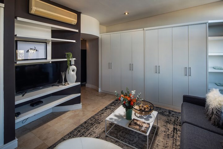 Eikehoff Apartment By Raw Africa Boutique Collection - thumb 2