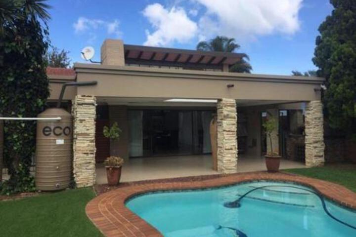 Golden Crest Guest House - thumb 0