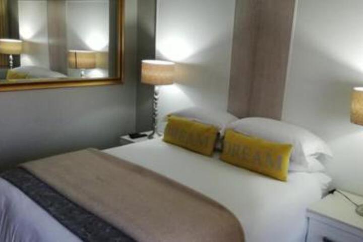 Golden Crest Guest House - thumb 4