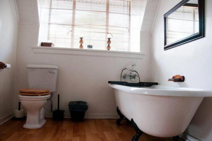 Shady Pines Guest House - thumb 7