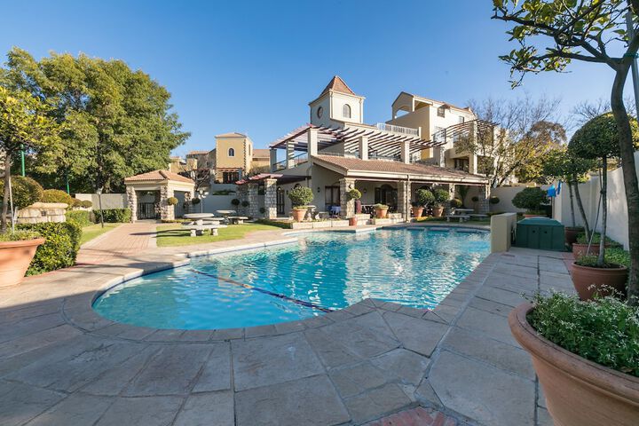 331 Morningside Village Estate - thumb 2