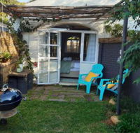 Blue Pearl Cottages - Tourism Africa
