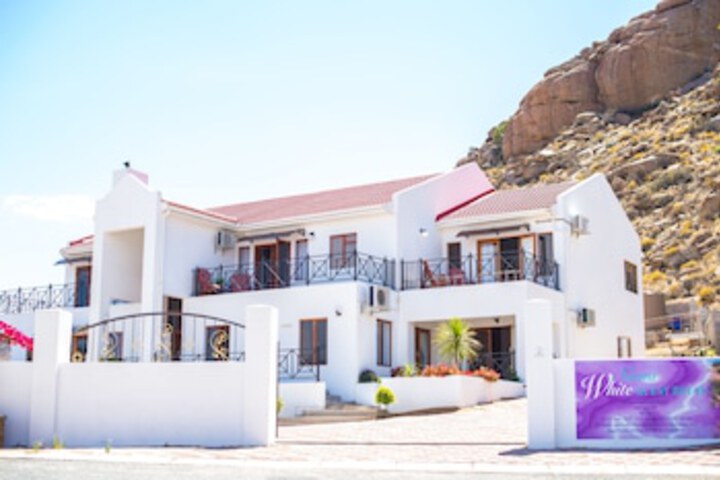 Nama White Guest House - thumb 0