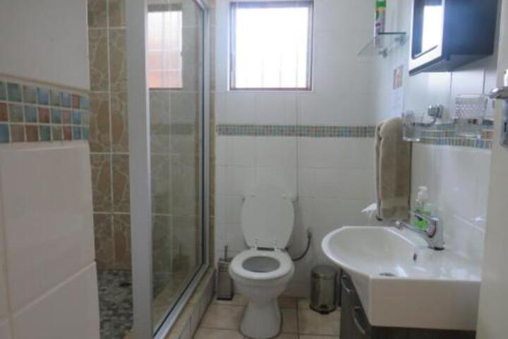 Uitspan South Seas - thumb 2