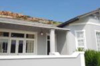 Point Village Accommodation Uppercross 3